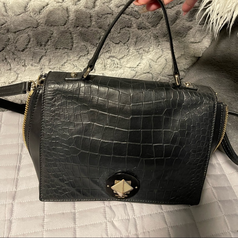 ***Authentic*** Kate Spade Leather Cross body
